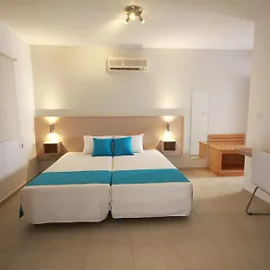 3* מלון דירות Sea Cleonapa