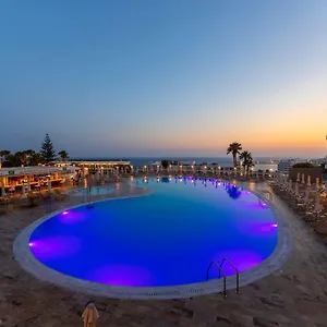 4* Hotel Tofinis